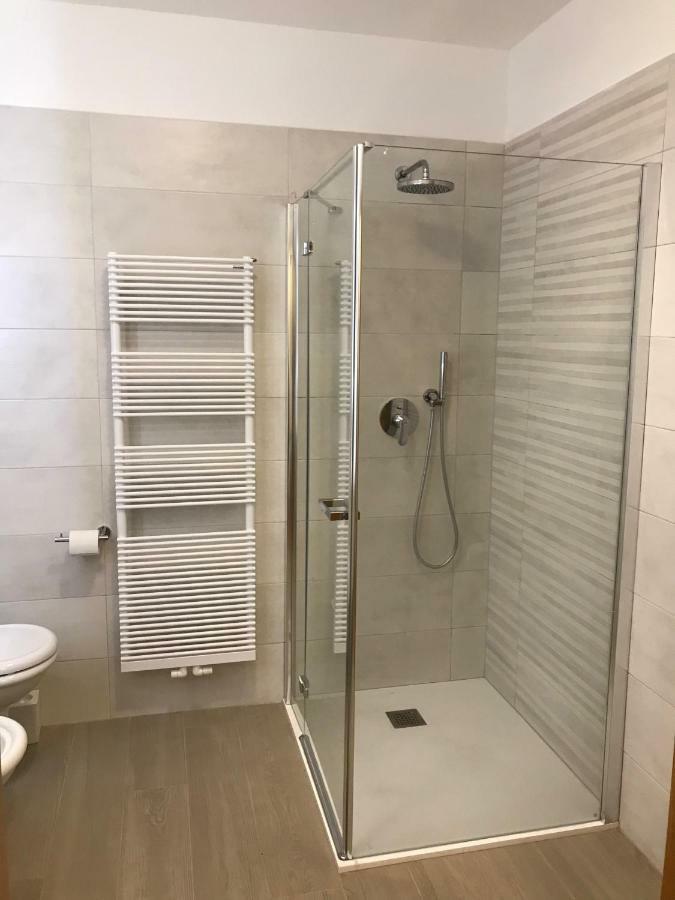 דירות ריבה דל גארדה Casa Chiara מראה חיצוני תמונה