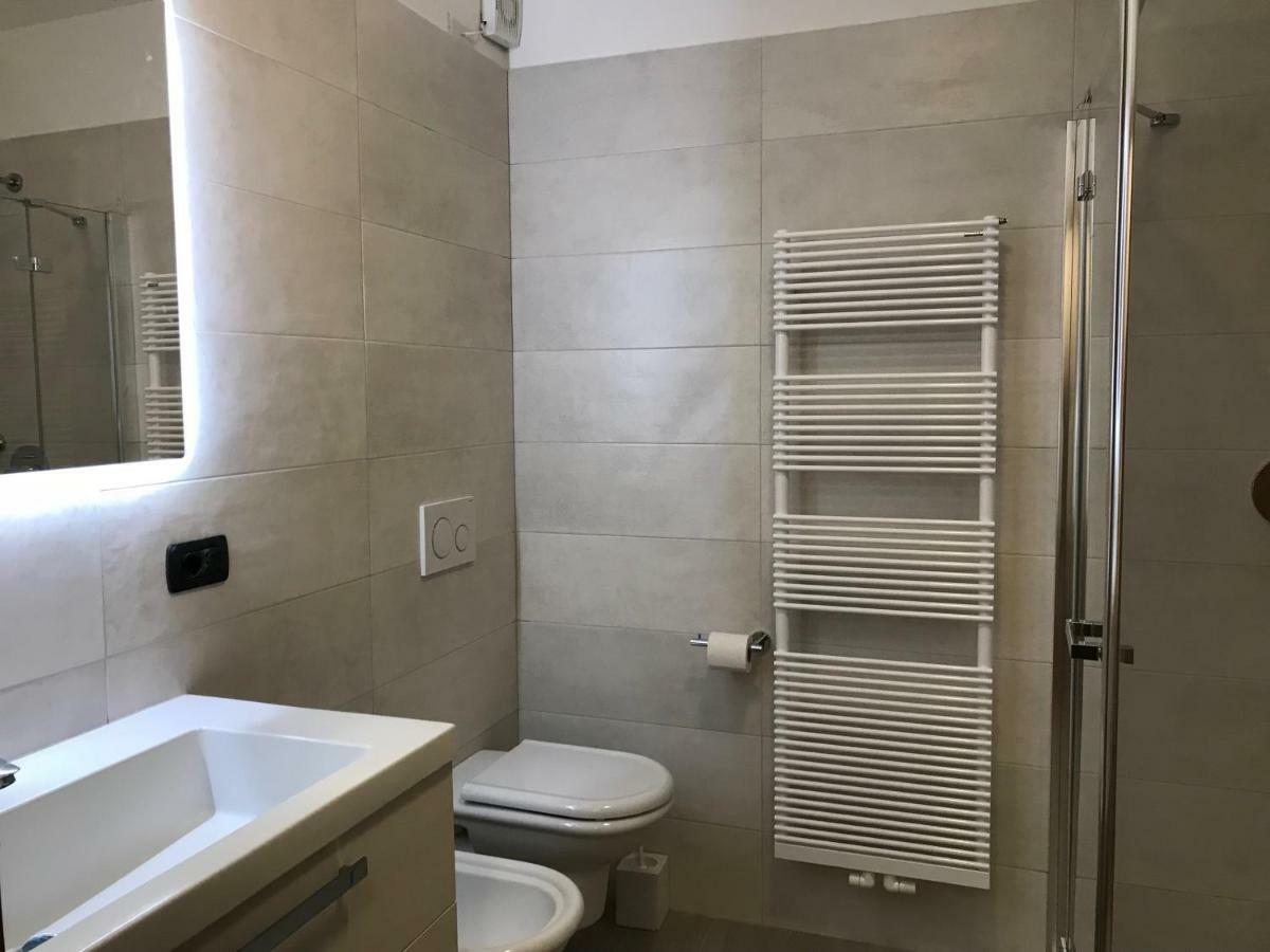דירות ריבה דל גארדה Casa Chiara מראה חיצוני תמונה